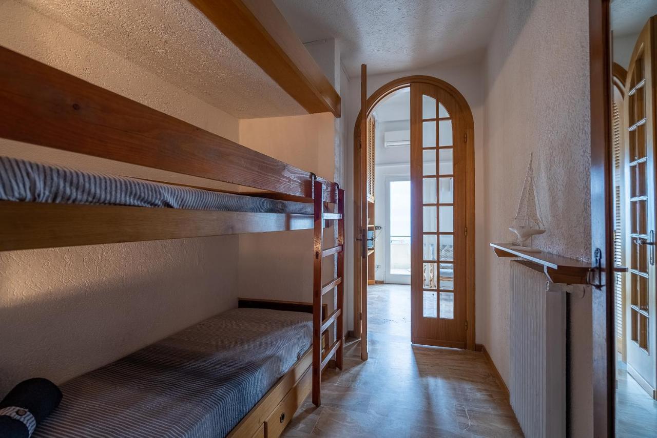 Apartamento Fronte Mare Con Terrazzo Zio